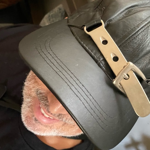 Vintage Finesse leather cap - Picture 3 of 9